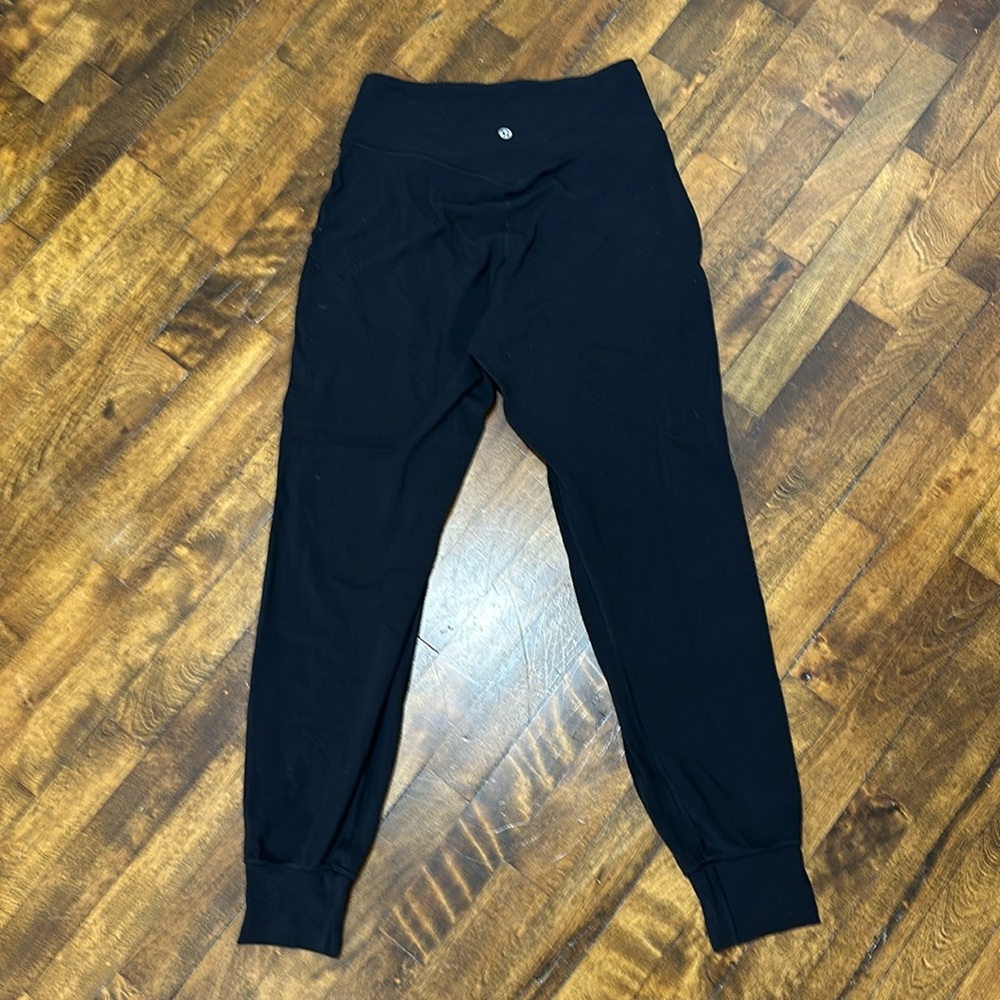 Lululemom Align jogger black size 6